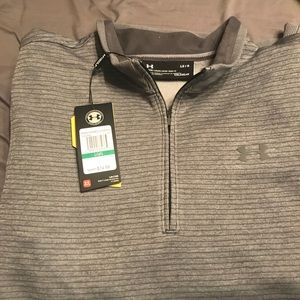 UA pull over size large NWT
